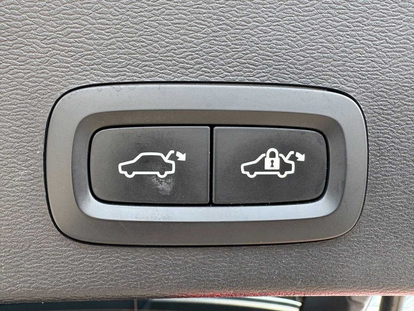 Volvo  T5 TwinEng Inscription Plug-In Navi | Autom