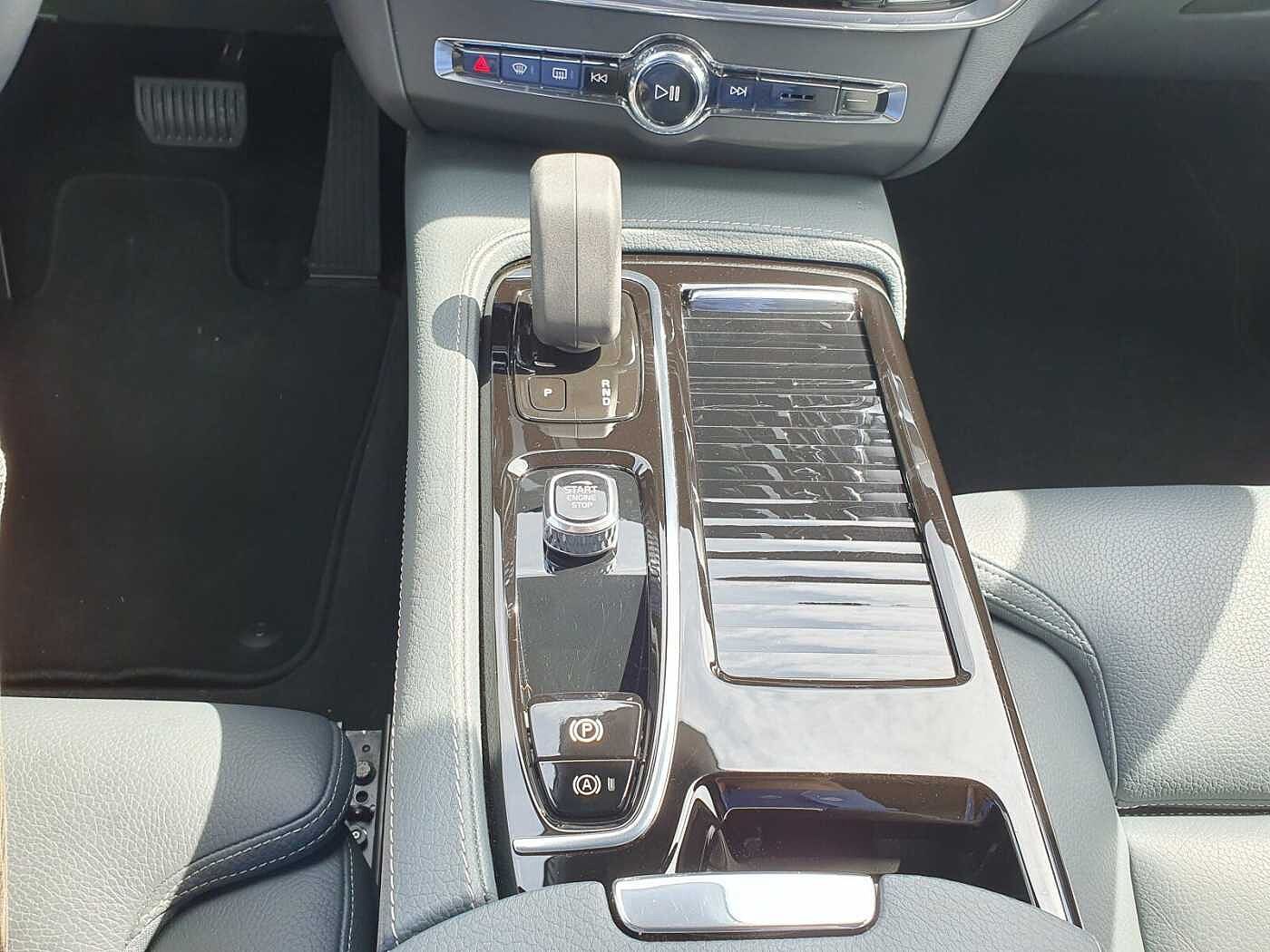 Volvo  Recharge T6 Inscription Expr AHK|PANO|STANDH