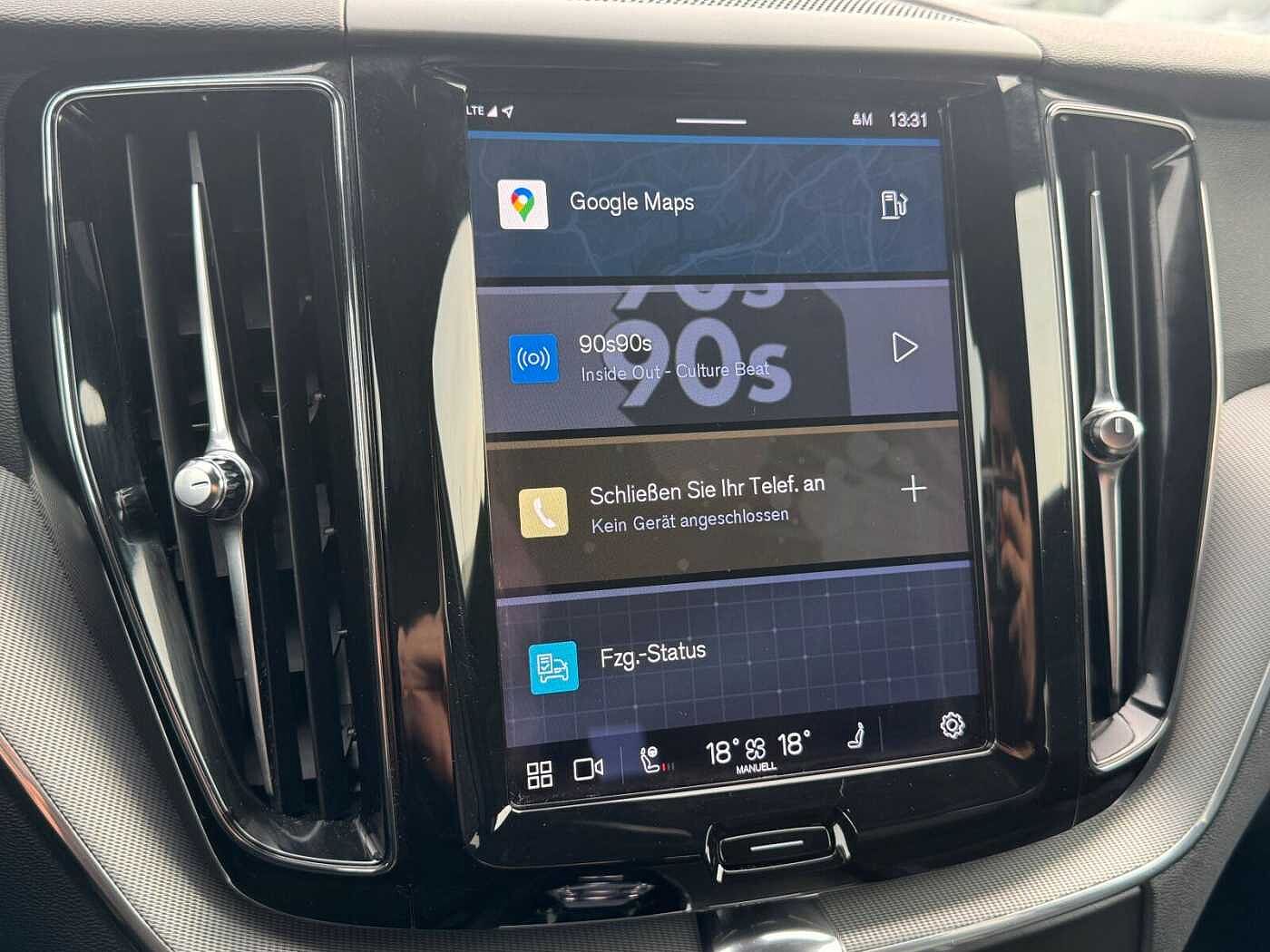 Volvo  B4 AWD Plus Dark Keyless-Start/Autom. /Klima