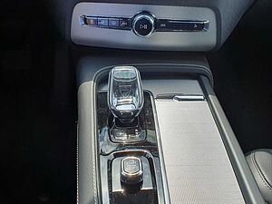 Volvo  Recharge T8 AWD Plus Dark