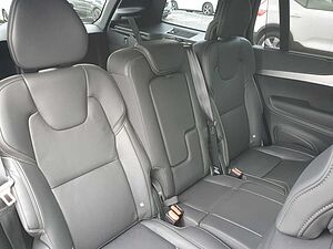 Volvo  Recharge T8 AWD Plus Dark