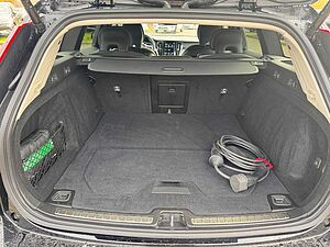 Volvo  T6 TwinEngine AWD Inscription Expression LED