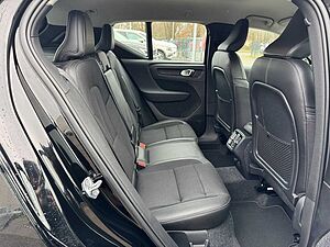 Volvo  D3 2WD Momentum Pro Navi/KeylessStart/Klima