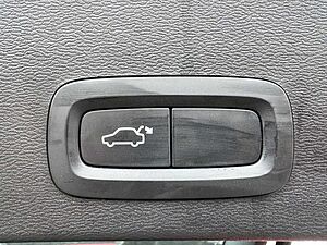 Volvo  D3 2WD Momentum Pro Navi/KeylessStart/Klima