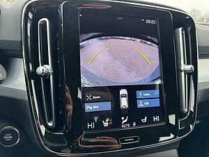 Volvo  D3 2WD Momentum Pro Navi/KeylessStart/Klima