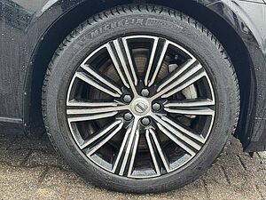 Volvo  T6 TwinEngine AWD Inscription Expression LED