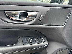 Volvo  T6 TwinEngine AWD Inscription Expression LED