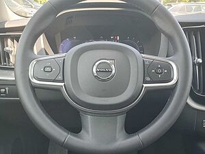 Volvo  B4 Momentum Pro Keyless-Start/Autom. /Klima