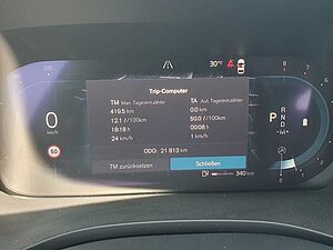 Volvo  B4 Momentum Pro Keyless-Start/Autom. /Klima