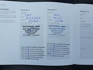 Volvo  B4 Momentum Pro Keyless-Start/Autom. /Klima