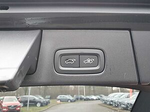 Volvo  T6 Twin Engine AWD R-Design Plug-In AHK|PANO
