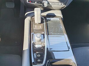 Volvo  T6 Twin Engine AWD R-Design Expression Navi