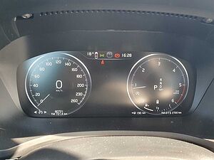 Volvo  B4 Autom. Diesel Momentum Pro AHK|PANO|