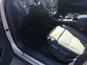 Volvo  T4 Twin Engine Core STANDH|AHK|LED|