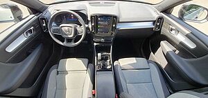 Volvo  B3 Autom. Plus Dark