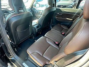 Volvo  B5 Autom. AWD Momentum Pro LEDER BRAUN|AHK|