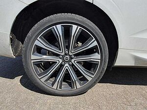 Volvo  Recharge T6 R-Design LONG RANGE AHK|PANO|