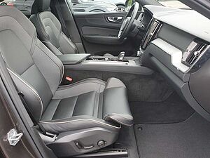 Volvo  Recharge T6 R-Design LONG RANGE AHK|PANO|BC