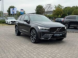 Volvo  B4 Autom. AWD Ultimate Dark PANO|AHK|