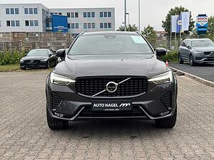 Volvo  B4 Autom. AWD Ultimate Dark PANO|AHK|