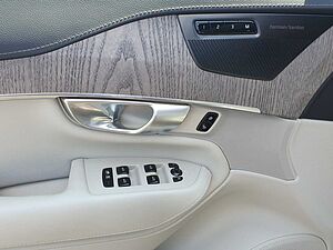 Volvo  B5 AWD Ultimate Bright |PANO|LED|AHK|360°
