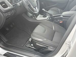 Volvo  T2 2.0 Momentum (EURO 6d-TEMP)