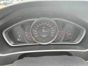 Volvo  T2 2.0 Momentum (EURO 6d-TEMP)