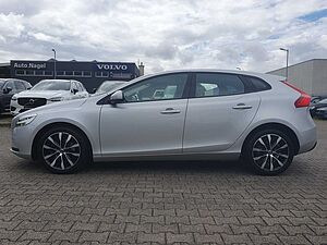 Volvo  T2 2.0 Momentum (EURO 6d-TEMP)