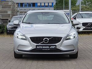 Volvo  T2 2.0 Momentum (EURO 6d-TEMP)