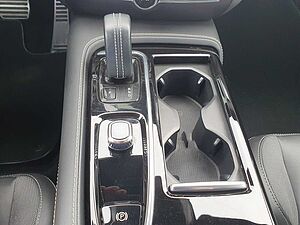Volvo  Recharge T8 Plus Dark LONG RANGE PANO|