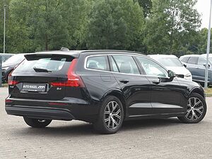 Volvo  B4 Autom. Core Keyless-Start/Klima/LED/eSitz