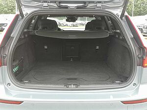 Volvo  Recharge T6 Plus Dark