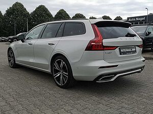 Volvo  Recharge T8 Plus Dark PANO|AHK|