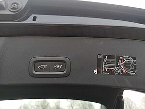 Volvo  T5 Twin Engine Inscription