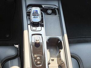 Volvo  Recharge T6 Ultra BlackEdition LUFT|AHK|B&W