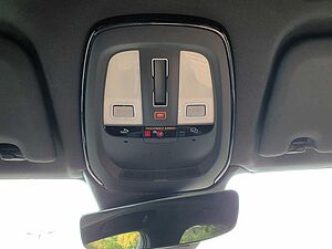 Volvo  Recharge T6 Ultra BlackEdition LUFT|AHK|B&W