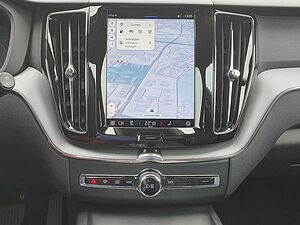 Volvo  B4 Plus Dark Keyless-Start/Autom. /Klima/LED