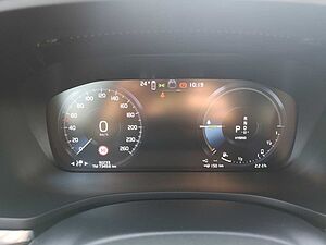 Volvo  T6 Twin Engine AWD Plus Dark Plug-In SHD/LED