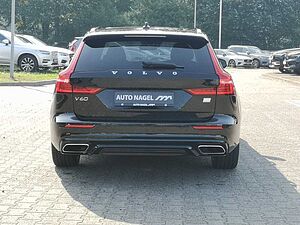 Volvo  T6 Twin Engine AWD Plus Dark Plug-In SHD/LED