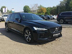 Volvo  T6 Twin Engine AWD Plus Dark Plug-In SHD/LED