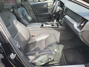 Volvo  T8 Twin Engine AWD R Design Plug-In Navi/SHD