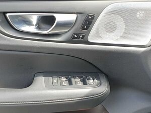 Volvo  T8 Twin Engine AWD R Design Plug-In Navi/SHD