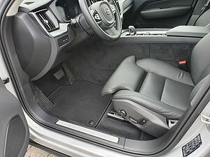 Volvo  T6 AWD Plus Dark HEAD UP|PILOT|LED|ALARM|