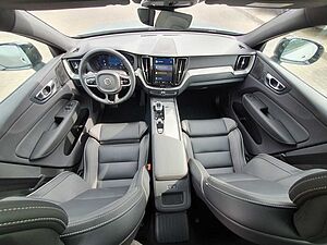 Volvo  T6 AWD Plus Dark AHK|20'|PILOT|