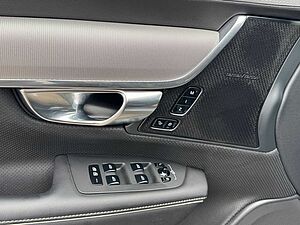Volvo  T6 Twin Engine AWD R-Design