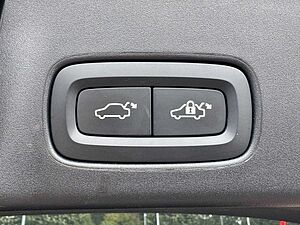 Volvo  T6 Twin Engine AWD R-Design