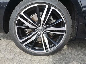 Volvo  T6 Twin Engine AWD R Design Plug-In Navi/SHD