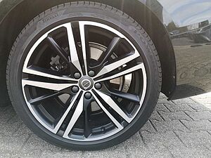 Volvo  T6 Twin Engine AWD R Design Plug-In Navi/SHD