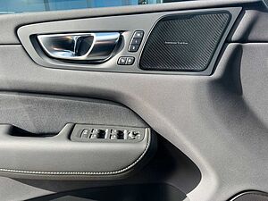 Volvo  T6 Plus Dark AHK|PANO|20'|360CAM|ALARM|ACC