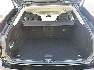 Volvo  B4 Core Keyless-Start/Autom. /Klima/LED/BC